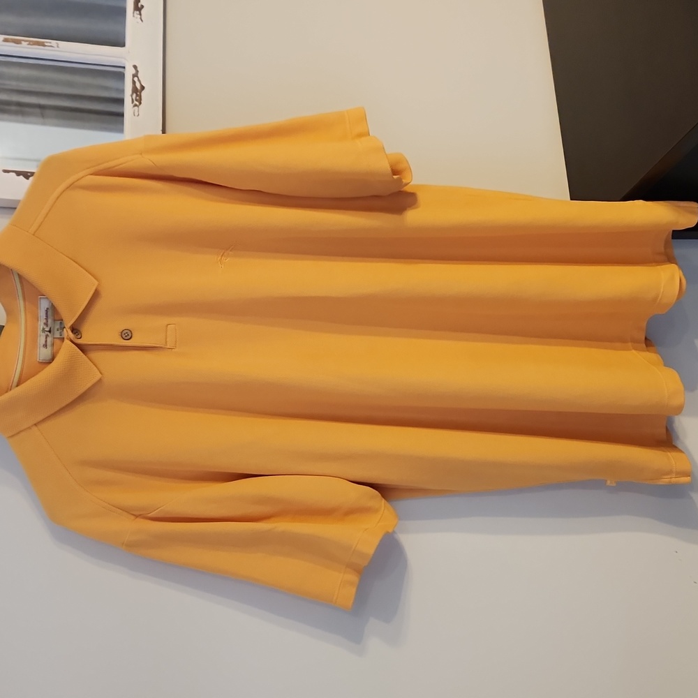 Tommy Bahama short sleeve collared polo shirt